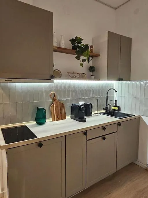 Heart Of City Center 4Br 2Bath Bucareste Roménia